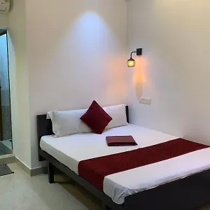  Lodge Faaz Residency